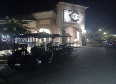 CHATEAU ELAN AND SURROUNDING AREA PATRONS ARE INVITED TO RIDE UP ON THEIR GOLF CARTS AND ENJOY THE EVENING AT JACK’S PUBLIC HOUSE